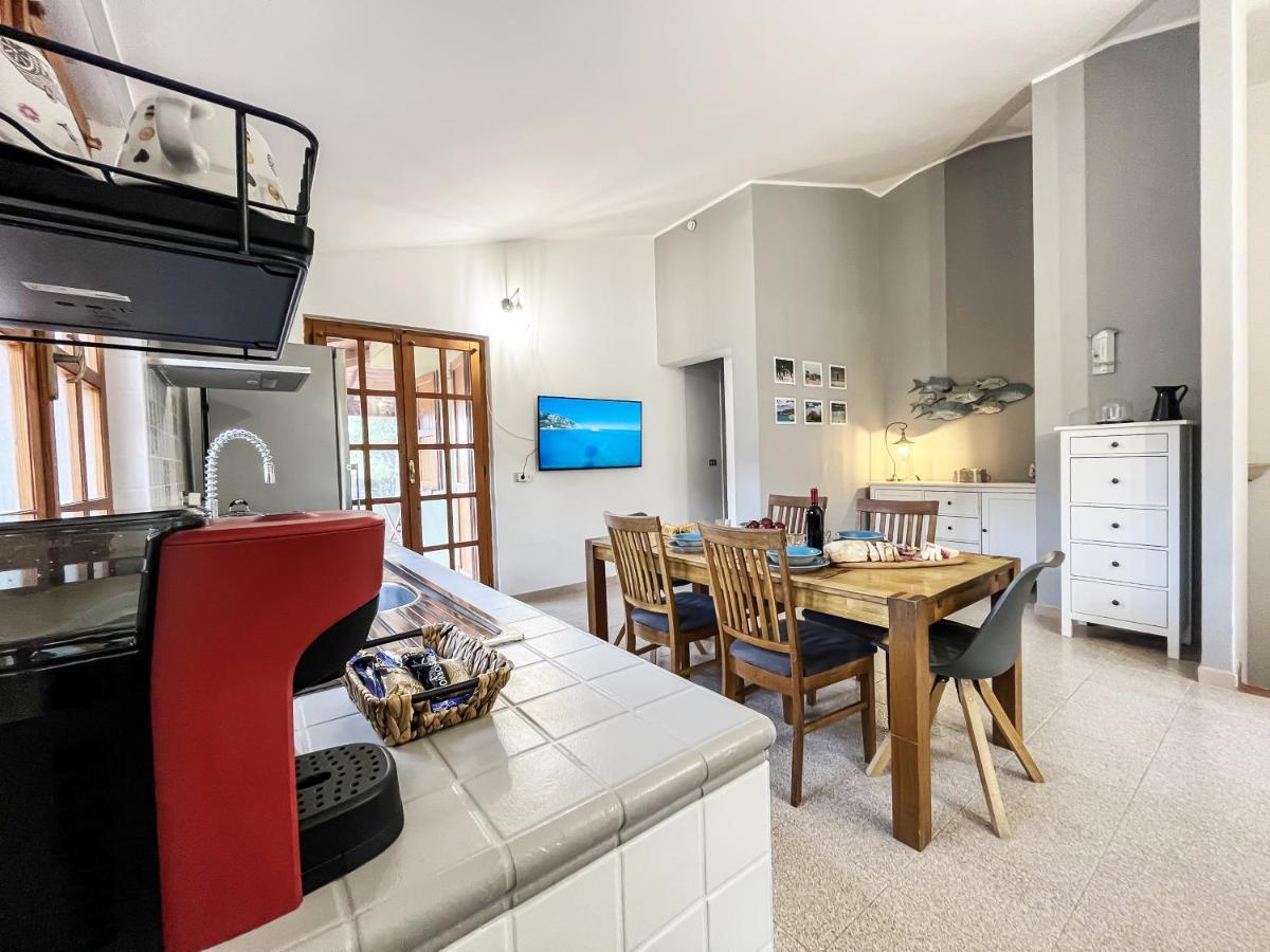 Villa Salmagi - Sardegna Terra Mala Екстер'єр фото