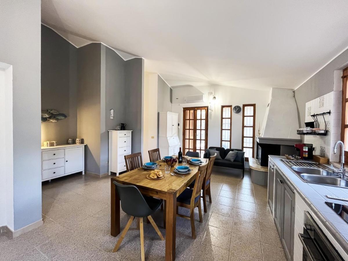 Villa Salmagi - Sardegna Terra Mala Екстер'єр фото